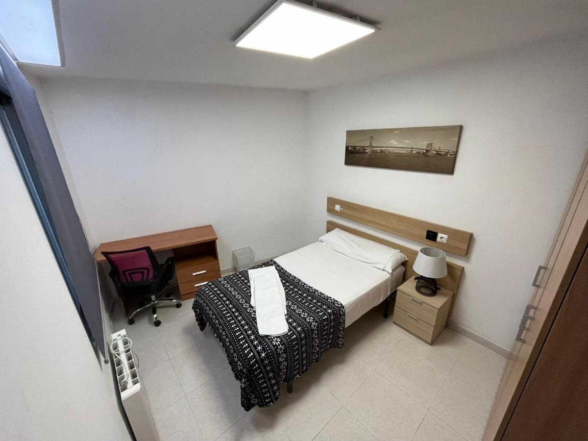 فندق Residencia Vista Alegre سانتياغو دي كومبوستيلا المظهر الخارجي الصورة