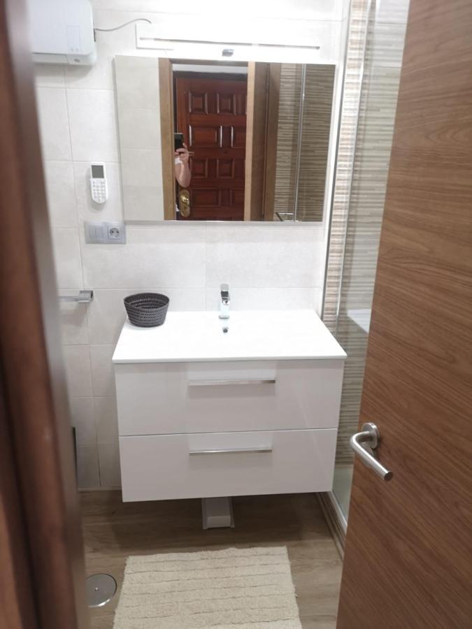 فندق Residencia Vista Alegre سانتياغو دي كومبوستيلا المظهر الخارجي الصورة